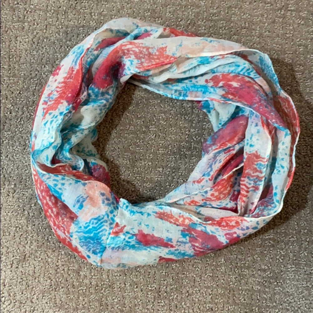 Multicolor infinity scarf - Picture 2 of 3
